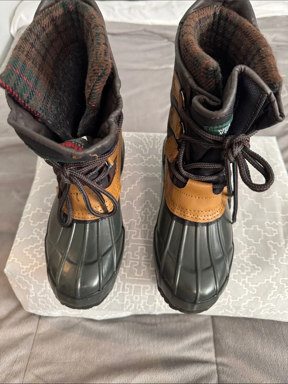 Yukon brand women’s